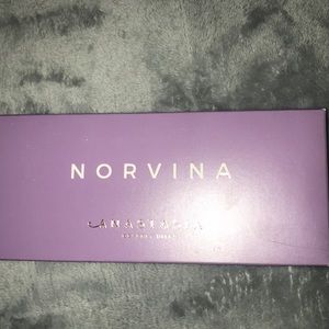 ABH Norvina Palette 💜